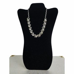 Vtg 50s Coro Silver Tone Flower Leaf Necklace